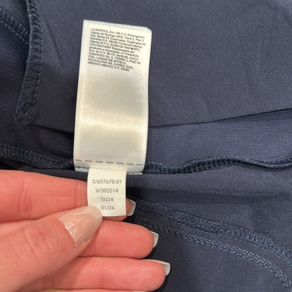 Athleta navy blue skort - Picture 8 of 8